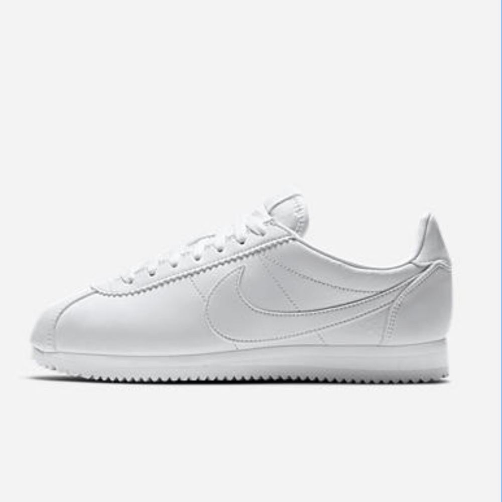 Brand new Nike Classic Cortez White Size:8.5 W